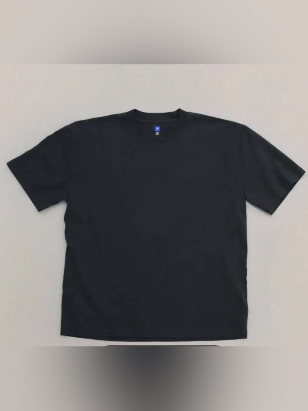 YZY x Gap Crewneck T-Shirt size XL. NIP.